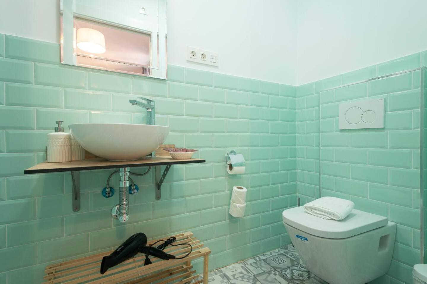 Rosarioseis Loft Corral Del Carbon Apartment Granada Luaran gambar